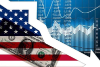 ΗΠΑ: H Fitch υποβάθμισε το outlook του αξιόχρεου, ενώ οι πολιτικές αντεγκλίσεις για το όριο δανεισμού συνεχίζονται