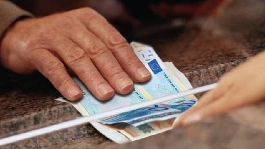 Μ. Τετάρτη το έκτακτο επίδομα Πάσχα 200 ευρώ στους χαμηλοσυνταξιούχους