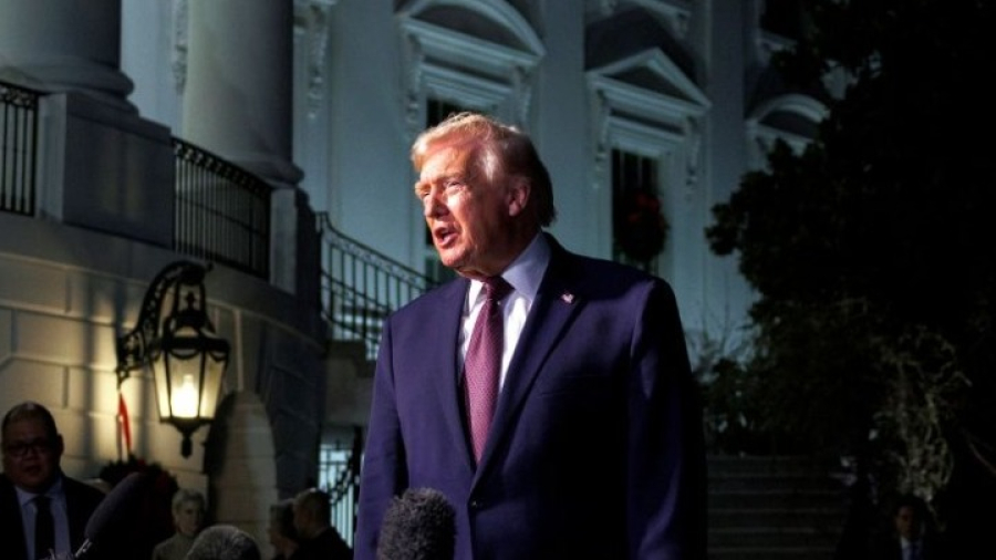 Τραμπ: Θα επέμβουμε αν οι ιρανικές Αρχές καταστείλουν με τη βία τις κινητοποιήσεις