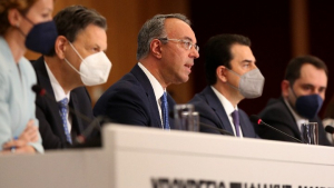 Εξειδίκευση των μέτρων για τις μειώσεις στο ρεύμα (live)