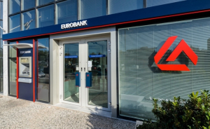 Eurobank: Κορυφαία διάκριση για τις βιώσιμες χρηματοδοτήσεις από το Global Finance