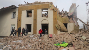 Η Ρωσία μπλοκάρει την ανθρωπιστική βοήθεια για τη Μαριούπολη, λέει το Κίεβο