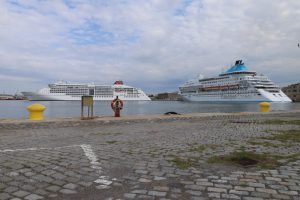Για πρώτη φορά, δύο κρουαζιερόπλοια ταυτόχρονα στο λιμάνι της Θεσσαλονίκης