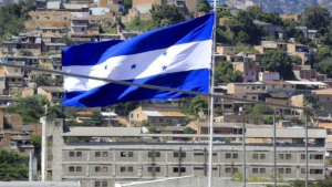 Ονδούρα: Ορκίζεται ο εκλεγμένος πρόεδρος Ασφούρα, τον οποίο υποστήριξε προεκλογικά ο Τραμπ