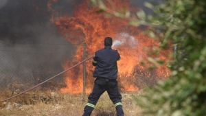 Μαίνεται για τρίτη ημέρα η φωτιά στην Αλεξανδρούπολη - Έχουν εκκενωθεί 12 χωριά