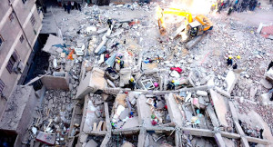 Αίγυπτος: Πέντε νεκροί μετά από κατάρρευση κτηρίου στο Κάιρο