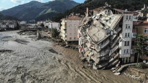 Ερχονται κίνητρα για ασφάλιση ακινήτων από φυσικές καταστροφές