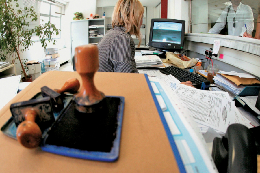 Στα θρανία για την αναβάθμιση των ψηφιακών δεξιοτήτων οι δημόσιοι υπάλληλοι