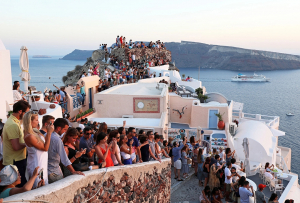 Πάνω από το ρεκόρ του 2019 ο τουρισμός στα νησία του Ν. Αιγαίου