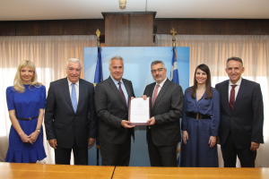 ΕΑΣΕ: Μνημόνιο συνεργασίας με υπ. Εσωτερικών και Εθνικό Κέντρο Δημόσιας Διοίκησης