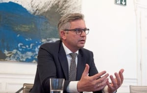 ΕΕ: Στην Κωνσταντινούπολη ο Επίτροπος Μετανάστευσης, Μάγκνους Μπρούνερ