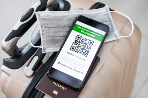 EE: Στην τελική ευθεία για την έγκριση του Ψηφιακού Πιστοποιητικού COVID