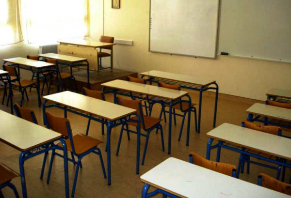 ΕΚΠΑ: Με μάσκα και εξαερισμό η ασφαλέστερη λειτουργία των σχολείων