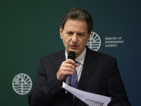 Σκυλακάκης: Έκτακτη ενίσχυση σε 1,2 εκατ. ενεργειακά ευάλωτους καταναλωτές