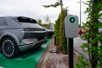 Blink Charging Hellas: Πάνω από 100 σημεία φόρτισης σε 65 καταστήματα λιανικής σε όλη την Ελλάδα