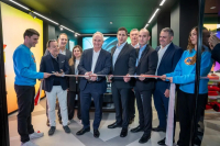 rnlt© Athens: Νέο experience store στο Κολωνάκι από τη Renault