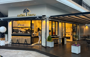Coffee Berry: Διεύρυνση του δικτύου της με νέο κατάστημα στα Μελίσσια