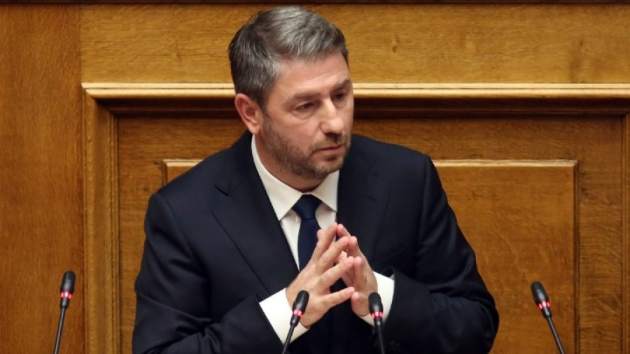 Ανδρουλάκης: Η κυβέρνηση επιλέγει να ανοίξει ένα αχρείαστο εσωτερικό μέτωπο διχασμού και πόλωσης