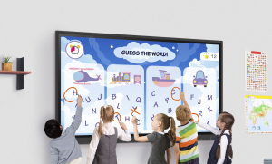 LG: Ενισχύει την ψηφιακή επανάσταση στα σχολεία με 24.000 διαδραστικούς πίνακες