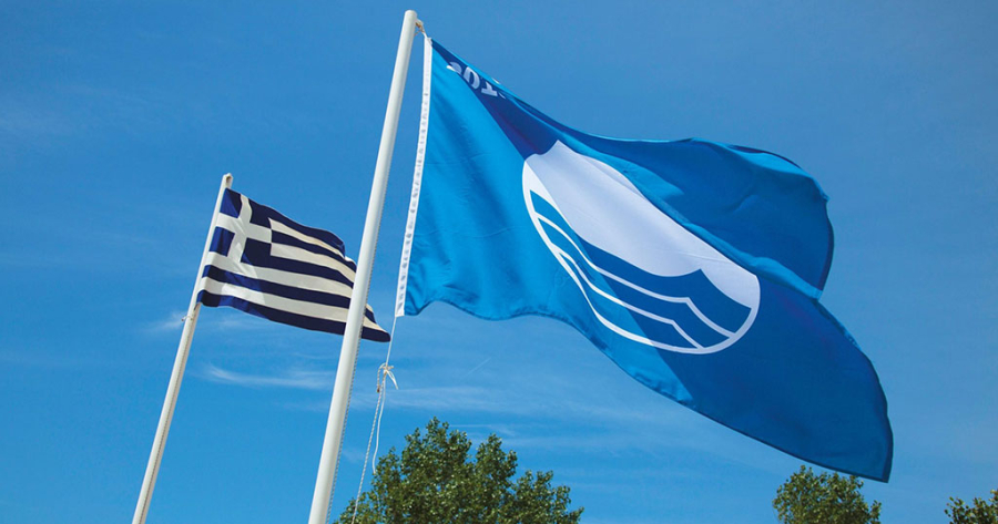 Η Ελλάδα δεύτερη σε Γαλάζιες Σημαίες, μεταξύ 52 χωρών στον κόσμο