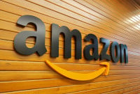 Βρετανία: Η Amazon ανακοινώνει τη δημιουργία 10.000 θέσεων εργασίας στο Ηνωμένο Βασίλειο