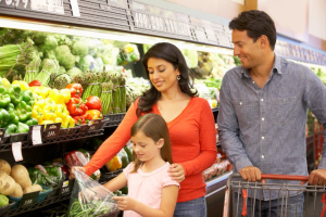 Ερευνα ΕΛΣΤΑΤ: Τι αγοράζουν τα ελληνικά νοικοκυριά - Στα 1.419,79 ευρώ η μέση μηνιαία δαπάνη