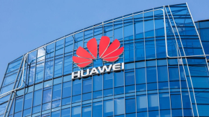 Huawei: Αντίθετη με την σύσταση του Ευρωπαίου Επιτρόπου