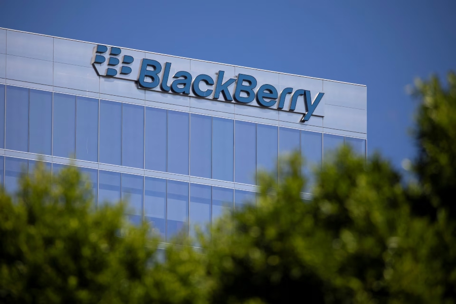 Blackberry: Προβλέπει έσοδα 135 εκατ. δολάρια για το πρώτο τρίμηνο του 2026