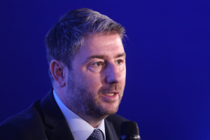 Ανδρουλάκης από Στρασβούργο για το predator: Δίνουμε αγώνα αρχών και αξιών