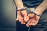 Γλυφάδα: Πολίτες συνέλαβαν διαρρήκτη – Έχει συλληφθεί 102 φορές!