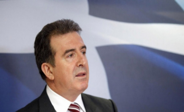 Συμφωνία του Μ. Χρυσοχοΐδη με την Βρετανή ΥΠΕΣ για συνεργασία σχετικά με την παράνομη μετανάστευση