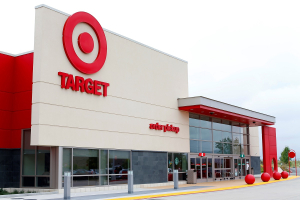 Target: Αύξηση 3,5% των εσόδων