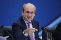Χατζηδάκης: Βούληση μας είναι να υπάρξει μια σημαντική, αλλά και μια δίκαιη αύξηση των μισθών