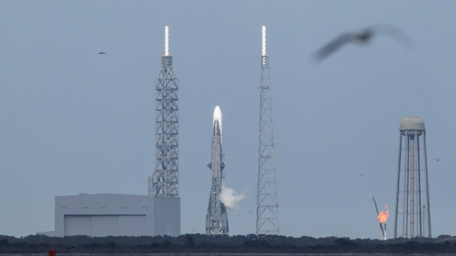 ΗΠΑ: Ο μεγάλος πύραυλος της Blue Origin του Τζεφ Μπέζος εξερράγη στη διάρκεια δοκιμής στο έδαφος