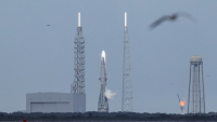 ΗΠΑ: Ο μεγάλος πύραυλος της Blue Origin του Τζεφ Μπέζος εξερράγη στη διάρκεια δοκιμής στο έδαφος