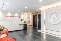 Bain&amp;Company: Ενισχύει την παρουσία της στην Ελλάδα - Στόχος να γίνει η κορυφαία εταιρεία συμβούλων