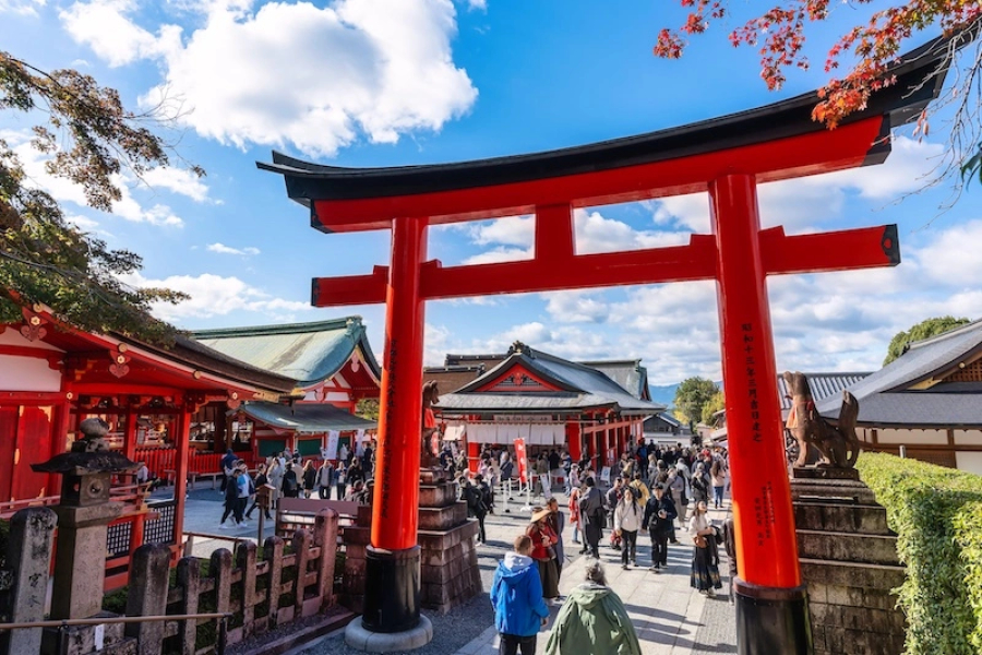 Ιαπωνία: Ρεκόρ επισκέψεων τουριστών το 2025