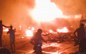 Σιέρα Λεόνε: Τουλάχιστον 99 νεκροί από την έκρηξη βυτιοφόρου στο Φριτάουν