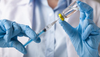 Εμβολιασμοί: Ξεκινούν στα μέσα Ιουνίου για τις ηλικίες 18-29