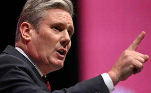 Βρετανία: Επιθυμεί να έχει ηγετικό ρόλο στην ανοικοδόμηση της Γάζας