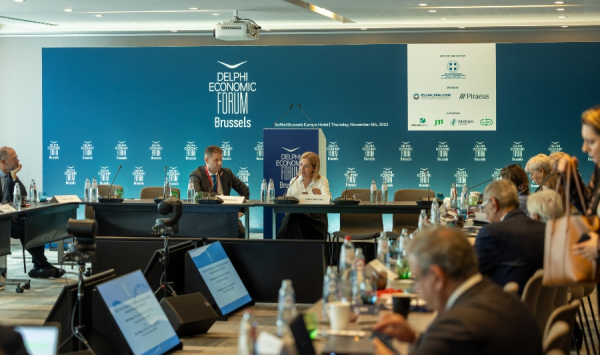Σαλβάρας (Philip Morris): Οι κανόνες της ΕΕ, τροχοπέδη για την ανταγωνιστική δυναμική της βιομηχανίας