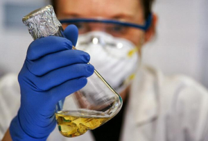 Η ΕΕ περιορίζει την έκθεση στην καρκινογόνο ουσία φορμαλδεΰδη στα καταναλωτικά προϊόντα