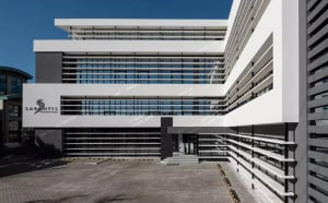 Σαράντης: Γιατί κάνει τώρα vegan στροφή στα αντηλιακά του