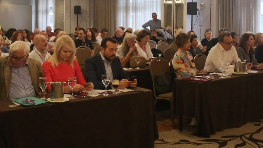 Εν μέσω εντάσεων και αντιπαραθέσεων η συνεδρίαση της ΚΕ του ΣΥΡΙΖΑ