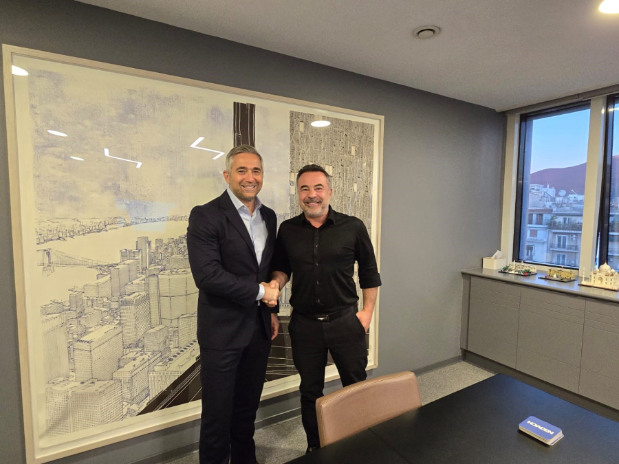Ο Σάββας Μυρίδης με τον Δημήτρη Τσεσμετζόγλου, CEO Howden Greece &amp; Cyprus