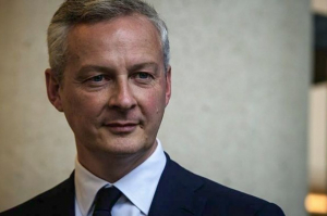 Το Παρίσι είναι υπέρ του αποκλεισμού της Ρωσίας από το τραπεζικό σύστημα Swift