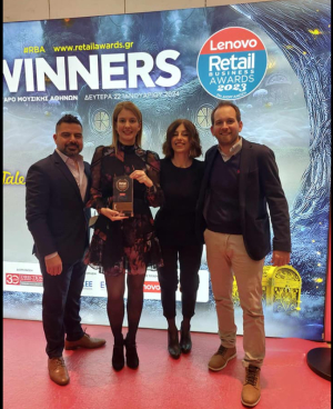 Από αριστερά στα δεξιά: Κωνσταντίνος Βλάσσης, Expansion Manager Greece Αικατερίνη Παπαδοπούλου, Area Manager Δέσποινα Παπαδημητρίου, HR Business Partner Σεραφείμ Γεωργακόπουλος, Technical Project Manager