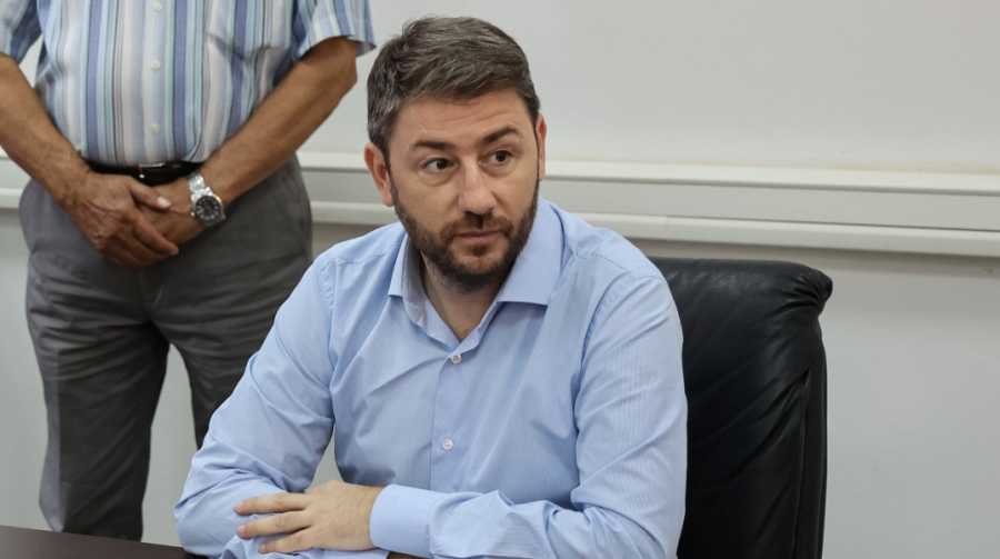 Ανδρουλάκης: Ανακοινώστε άμεσα γιατί με παρακολουθούσαν