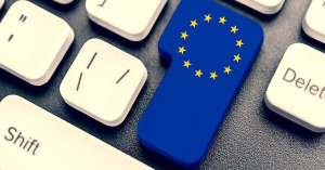 ΕΕ: Σε εφαρμογή ο νόμος για τις ψηφιακές υπηρεσίες (DSA) - Περιορισμοί στις μεγάλες εταιρίες του διαδικτύου