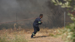 Φωτιά στην Αχαΐα: Κάηκαν σπίτια στη Ζήρια - Εκκενώνεται και άλλος οικισμός